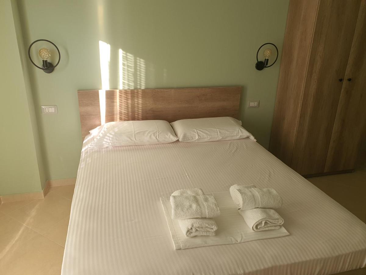 Deni Sea View Apartment فلورا المظهر الخارجي الصورة