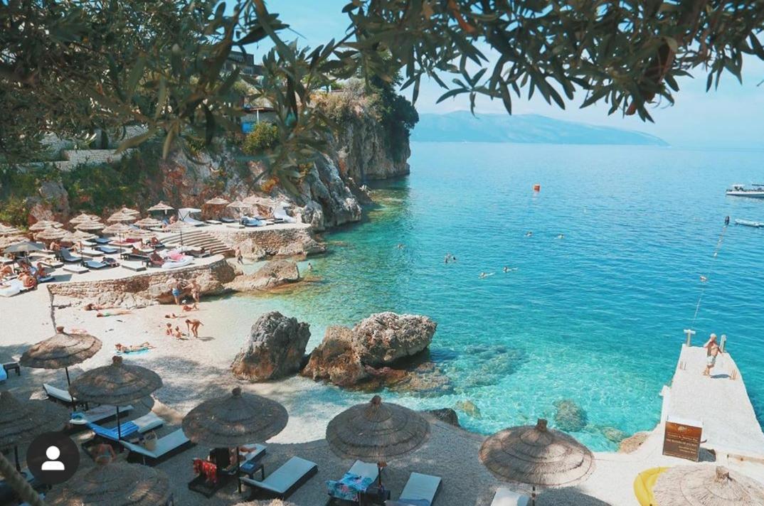 Deni Sea View Apartment فلورا المظهر الخارجي الصورة