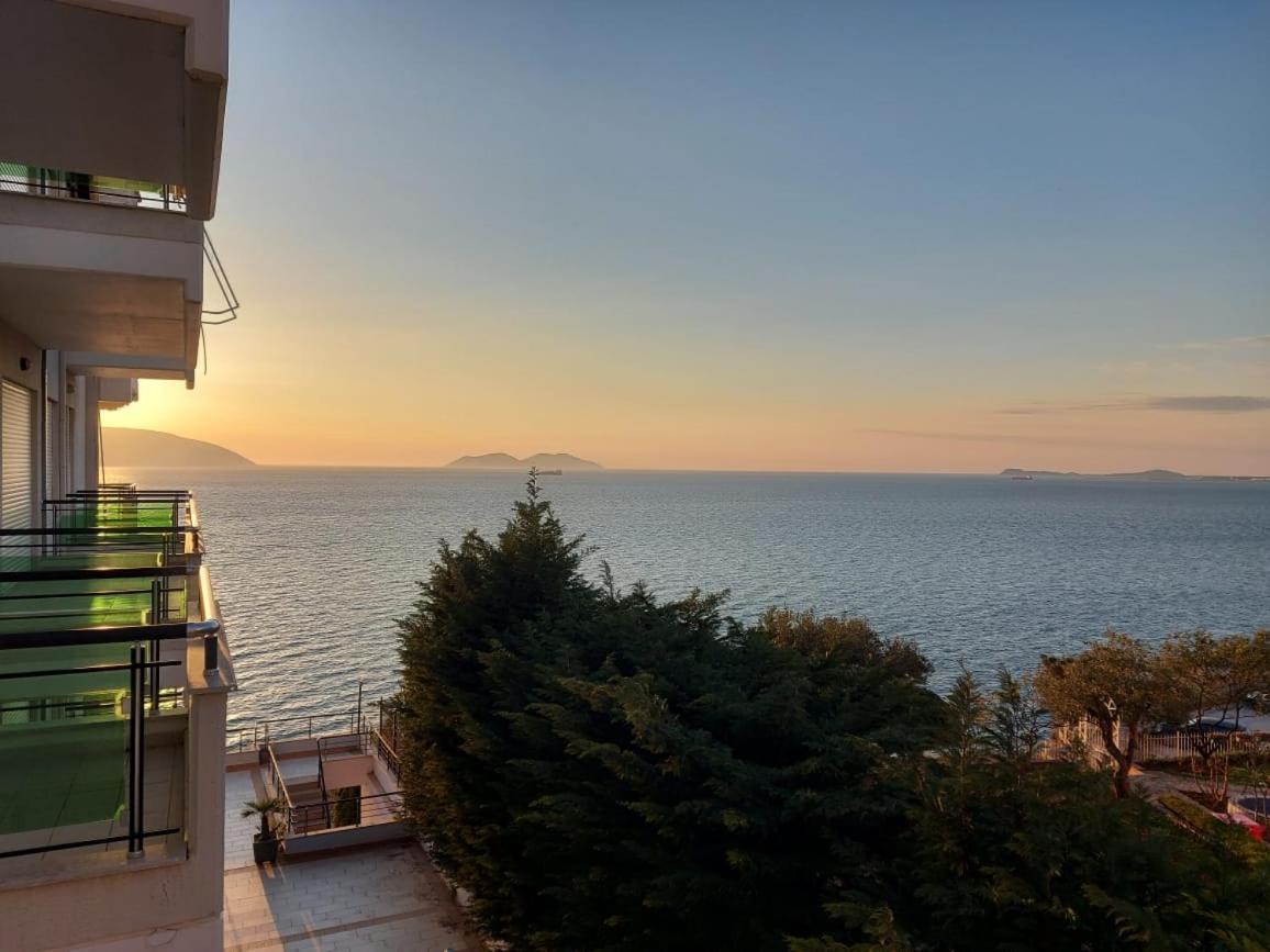 Deni Sea View Apartment فلورا المظهر الخارجي الصورة