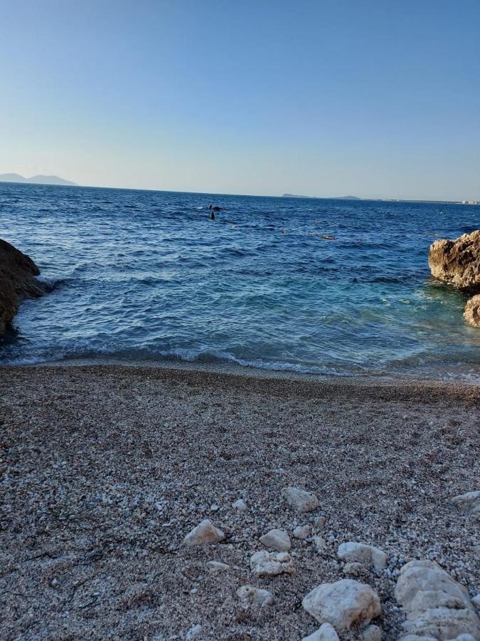 Deni Sea View Apartment فلورا المظهر الخارجي الصورة
