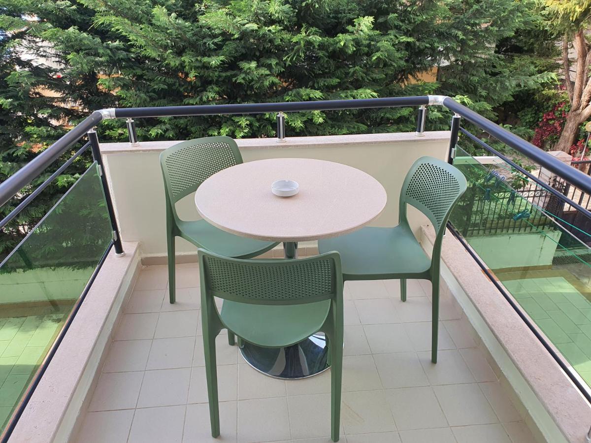Deni Sea View Apartment فلورا المظهر الخارجي الصورة