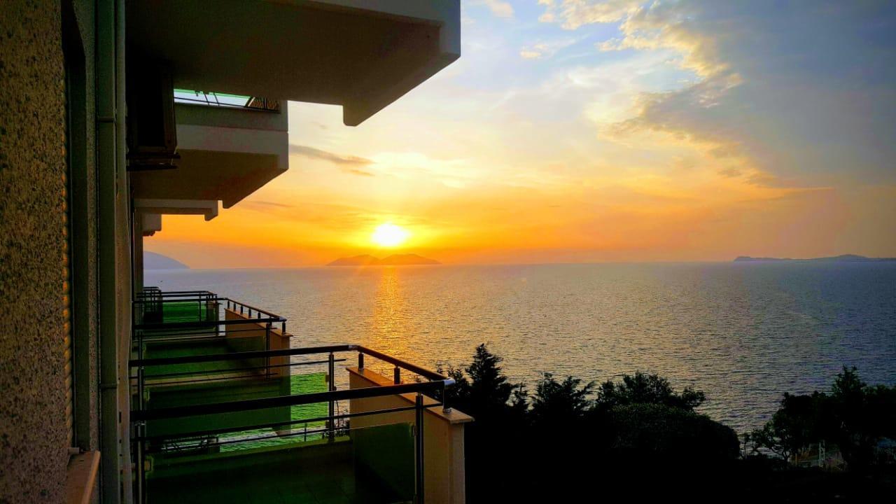 Deni Sea View Apartment فلورا المظهر الخارجي الصورة