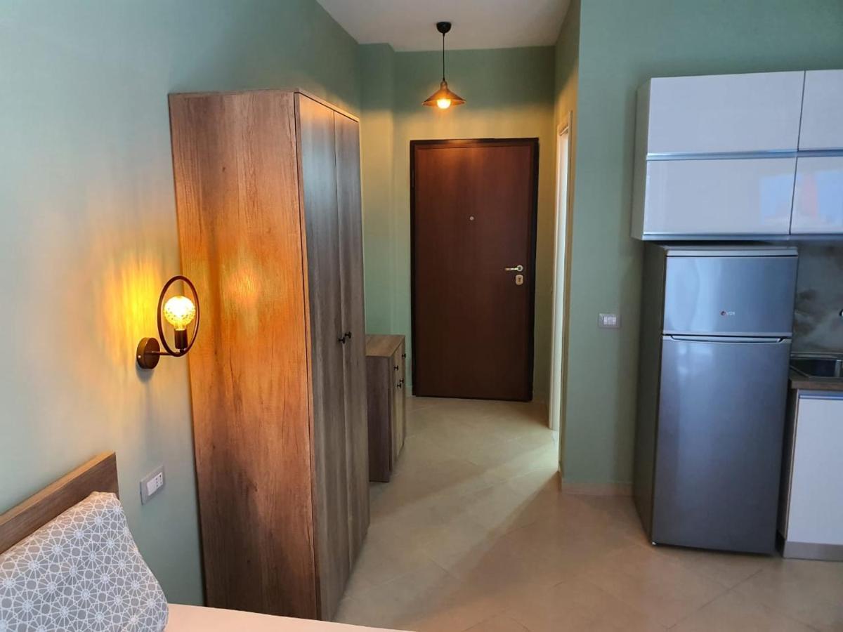 Deni Sea View Apartment فلورا المظهر الخارجي الصورة